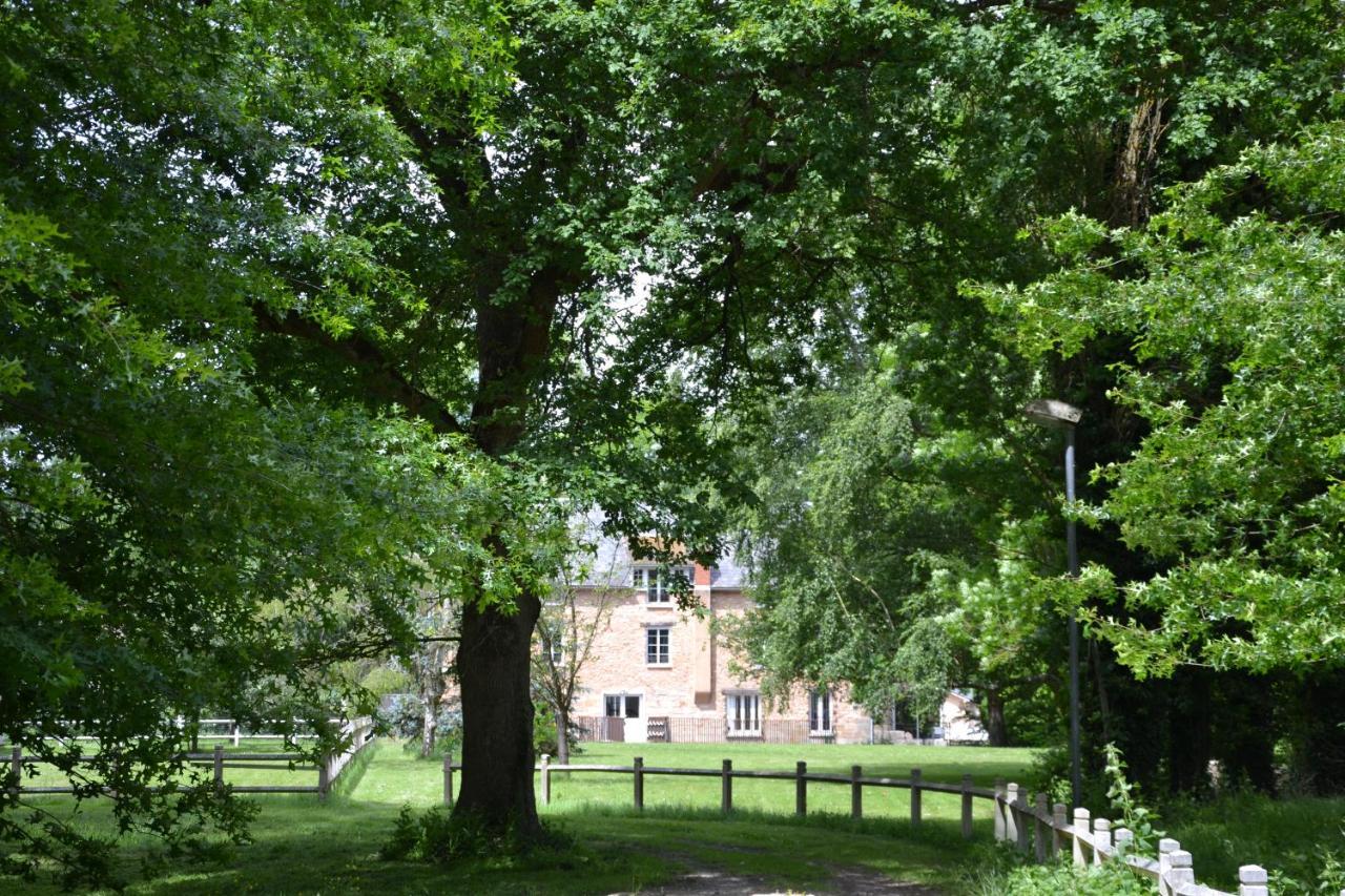 Le Moulin Bleu Bed & Breakfast Saint Cyr-sous-Dourdan Exterior photo