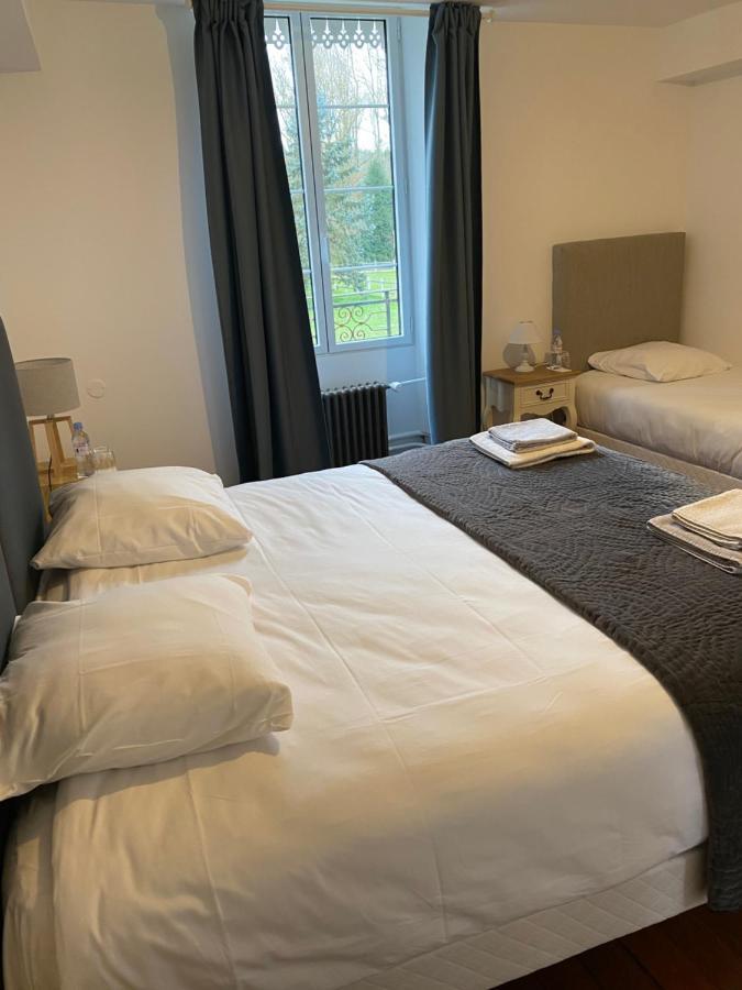 Le Moulin Bleu Bed & Breakfast Saint Cyr-sous-Dourdan Exterior photo